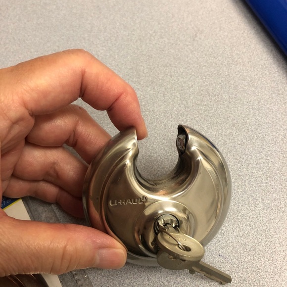 Disc Locks for Storage unit. 1 Life Storage, one from Uhaul. Set of two locks - Picture 10 of 10